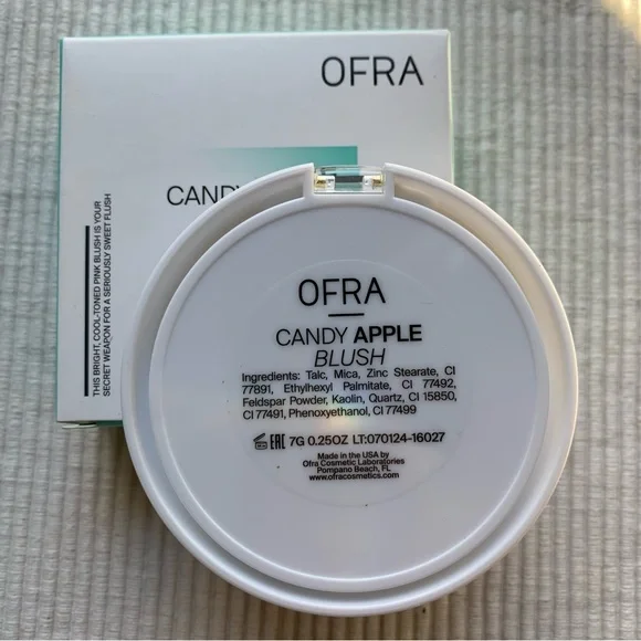 OFRA COSMETICS BLUSH - CANDY APPLE - Picture 3 of 7